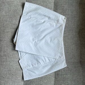 White Lily Pulitzer short